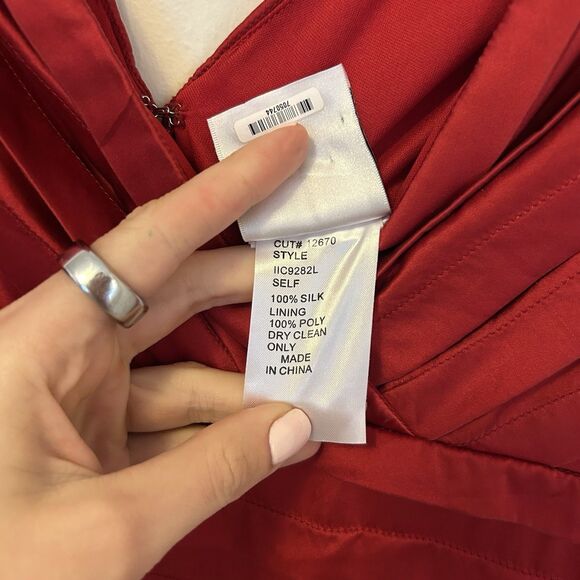 Tadashi Women's Formal Dress 100% Silk Red Vintage Maxi Elegant Old Money 8 - Picture 4 of 8